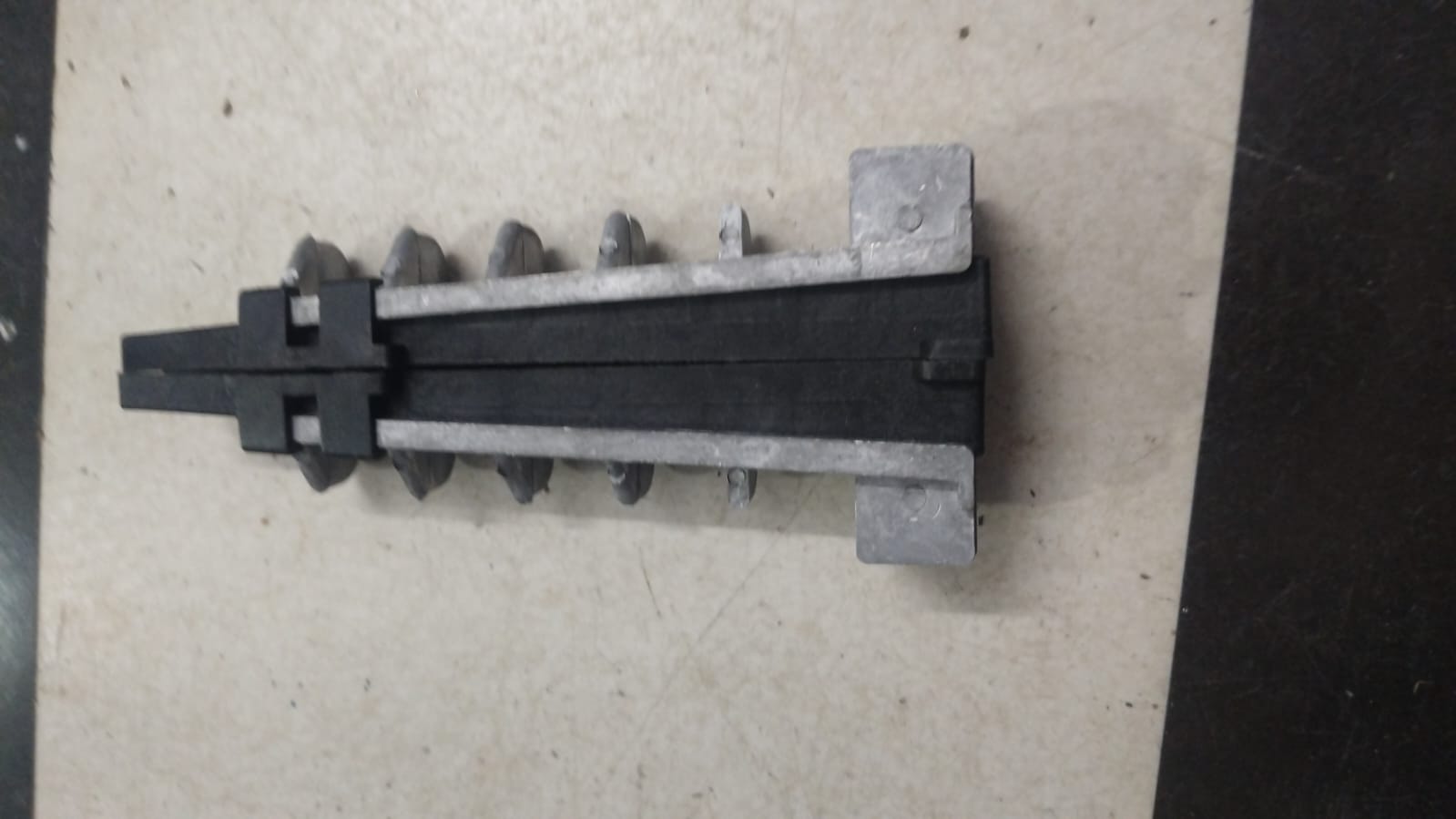 Suspension / Anchoring Clamp